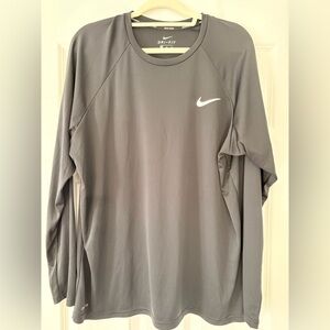 Nike Men's Dri-Fit Gray Long Sleeve Shirt
